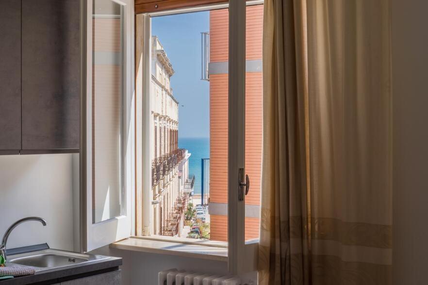 Casa Giali - Sea ​​View Home For Family Giovinazzo Buitenkant foto